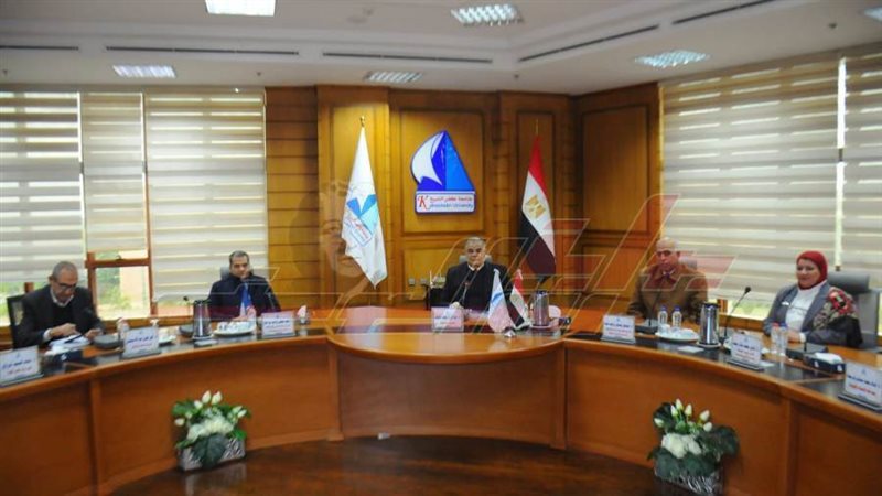 مجلس الجامعة