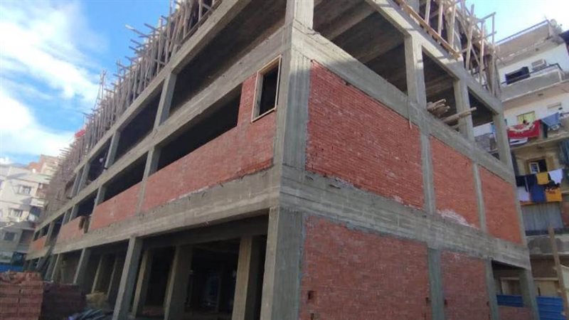 جانب من إنشاء عمارات