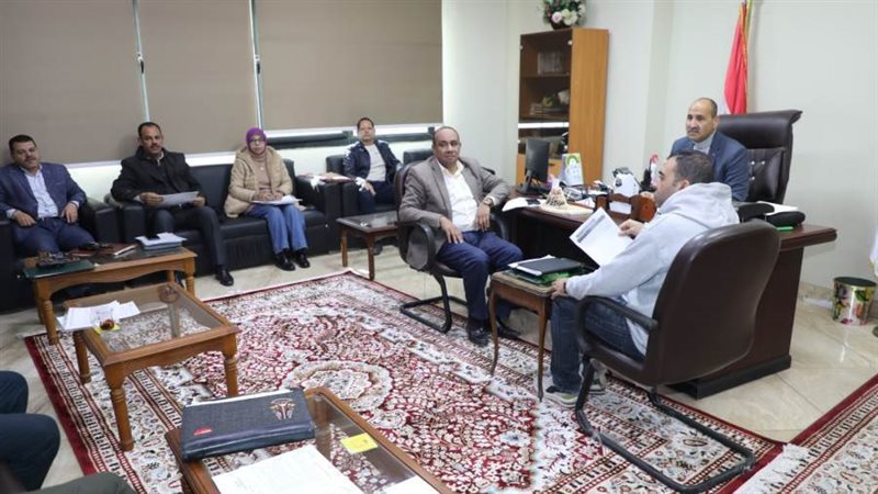 احتماع سكرتير بنى