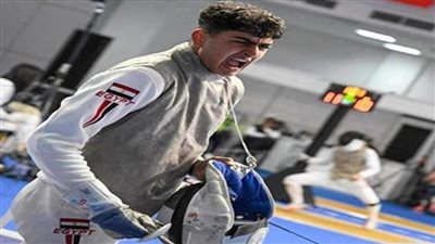 عبدالرحمن طلبة يواصل انجازاته ويحرز ذهبية كأس العالم لسلاح الشيش بالفجيرة 