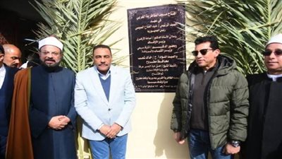 وزير الشباب والرياضة ومحافظ مطروح يتفقدان معسكر 