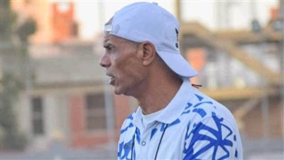 سقط في أرض الملعب.. تفاصيل وفاة المدير الفني لعمال المنصورة بالدرجة الرابعة
