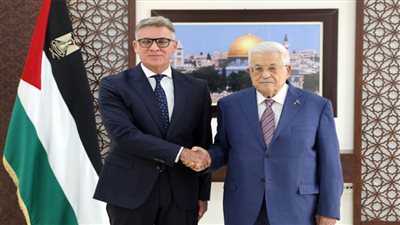 (وفا): يحيى الشنار يؤدي اليمين القانونية أمام الرئيس الفلسطيني كمحافظ لسلطة النقد