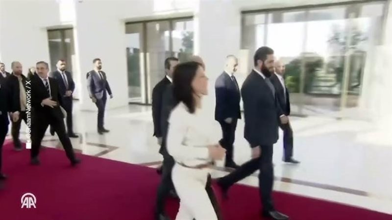 الشرع بصحبة وزيرة