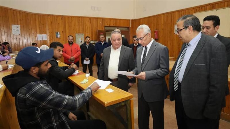 رئيس جامعة المنيا