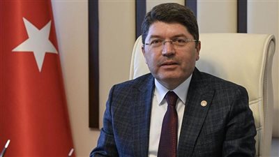 تركيا تفتح تحقيقا مع رئيس بلدية بتهمة التمييز ضد السوريين