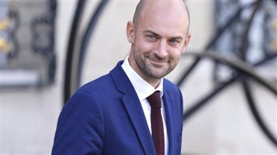 وزير خارجية فرنسا: السلطات السورية تعهدت باستقبال بعثة لمنظمة حظر الأسلحة الكيميائية