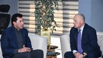 تفاصيل زيارة وزير الشباب والرياضة لاتحاد كرة القدم