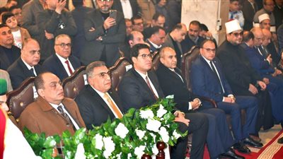 محافظ الدقهلية يحضر قداس عيد الميلاد بكاتدرائية العذراء مريم والملاك ميخائيل بالمنصورة 