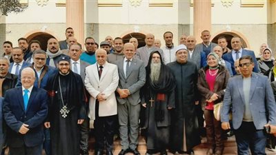 اللواء الدميني ورئيس جامعة رشيد يقدمون خالص التهاني بعيد الميلاد المجيد بكنيسة مارمرقس 