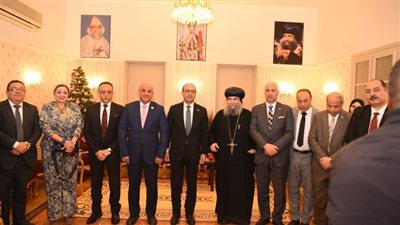 رئيس جامعة أسيوط: القيادة الحكيمة تجعلنا نشعر بأمان واطمئنان رغم ما يحيط بالمنطقة من مخاطر 