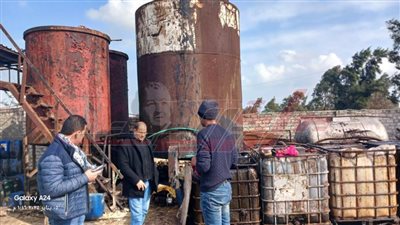 الحملات المكبرة تضبط 217 طن زيوت مستعملة مجهولة المصدر بقرى دسوق