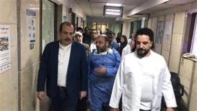 نائب وزير الصحة يتفقد مستشفيات الجيزة ويوجه بتعزيز الانضباط الإداري