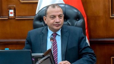 رئيس جامعة بني سويف يتابع أعمال سير امتحانات الفصل الدراسي الأول