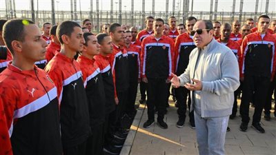 الرئيس السيسي يتفقد الأكاديمية العسكرية فجر اليوم 