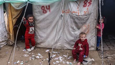 الأمم المتحدة: أطفال غزة يموتون من البرد وليس هناك مؤشر على توقف الرعب هناك