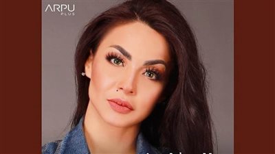 دوللي شاهين تطلق كتابها الأول في مصر