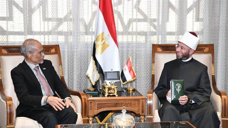 وزير الاوقاف والوزير