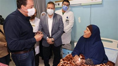 وزير الصحة ومحافظ المنوفية في مستشفى جراحات اليوم الواحد بأشمون