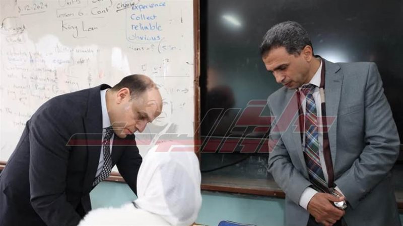 جولة المحافظ والدكتور