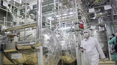 التايمز: إيران تجري محادثات سرية مع روسيا لتعزيز برنامجها النووي