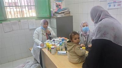 جامعة بنها: الكشف علي 364 حالة فى قافلة طبية بقرية سندوة بالخانكة 