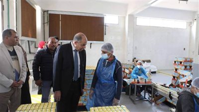 محافظ المنيا: الالتزام بأعلى معايير الجودة لوضع اسم مصر في المكان اللائق بالأسواق العالمية