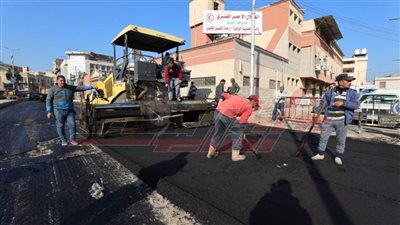 استمرار أعمال رصف شوارع كفر الشيخ