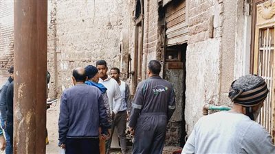 إصابة شخصين في حريق ورشة أخشاب بأسيوط 