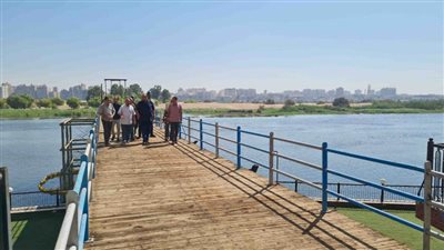 تطهير مآخذ محطات مياه الشرب السطحية والنقالي والمطورة والمدمجة بسوهاج لضمان جودة المياه المنتجة