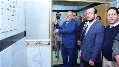 بتكلفة 10 ملايين جنيه.. «مستشفى سوهاج الجامعي» يفتتح أحدث غرفة عمليات بـ«جراحة اليد»