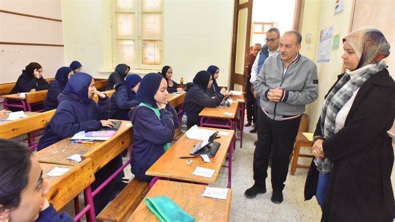 محافظ أسيوط يتفقد