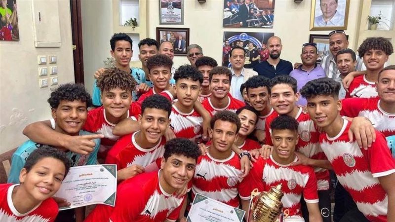 خلال التكريم