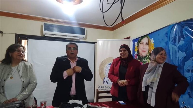 جانب من الندوة