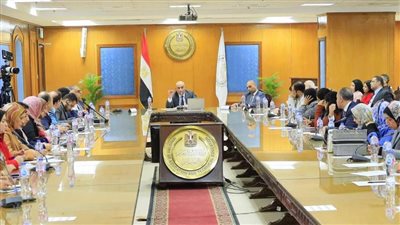 وزير التعليم: كل مادة داخل المجموع تحتاج ١٠٠ ساعة دراسية