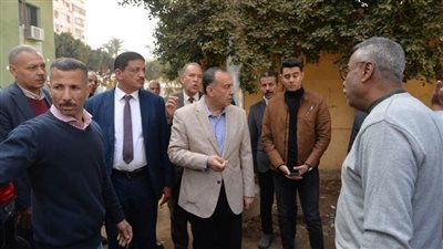 محافظ أسيوط يتفقد إدارة الفتح التعليمية ويشيد بتجهيز المقر ليتلاءم مع احتياجات العمل