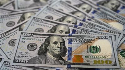 الدولار يتراجع إلى 50.30 جنيه بختام تعاملات الأسبوع بالبنوك المصرية
