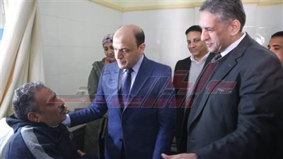 محافظ كفر الشيخ يزور رئيس مركز ومدينة الرياض بالمستشفى العام