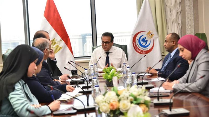 وزير الصحة يتابع
