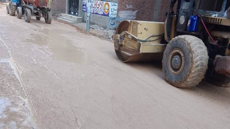 جانب من أعمال الرصف