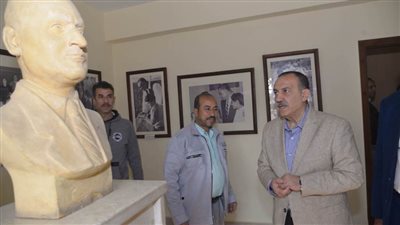 محافظ أسيوط يتفقد قصر ثقافة الزعيم جمال عبد الناصر ببني مر ويشيد بمساحة المسرح  