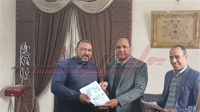 تسليم عدد 52 مواطنا نموذج 8 نهائي للتصالح بدسوق في كفر الشيخ