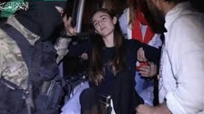 تقرير: الأسرى مزدوجو الجنسية سينتظرون المرحلة الثانية من الصفقة