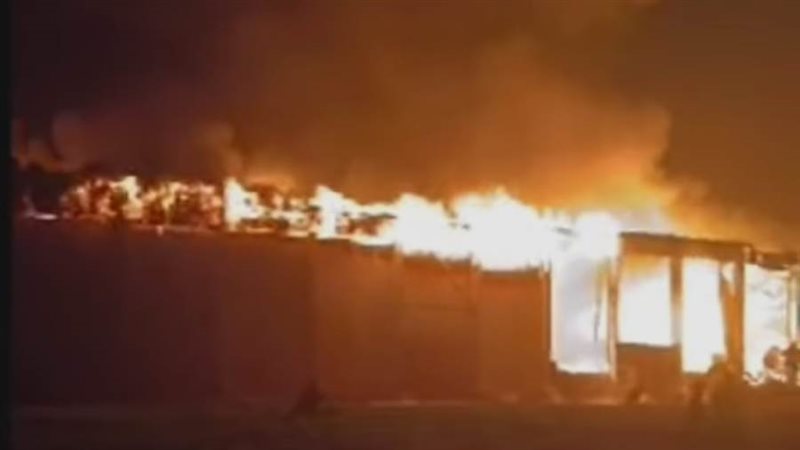 جانب من الحريق