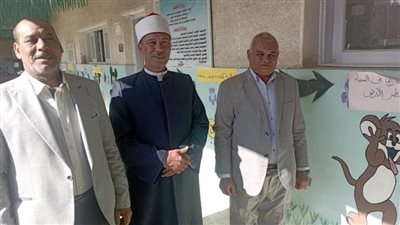 مدير التعليم الإعدادي يتابع امتحانات الشهادة الإعدادية الأزهرية بسوهاج 