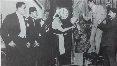 136 على ميلاد نجيب الريحاني.. الضاحك الباكي