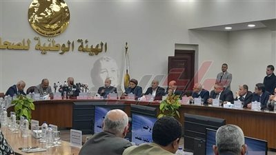 وزير الكهرباء يستعرض جهود الوزارة في تعزيز الكوادر 