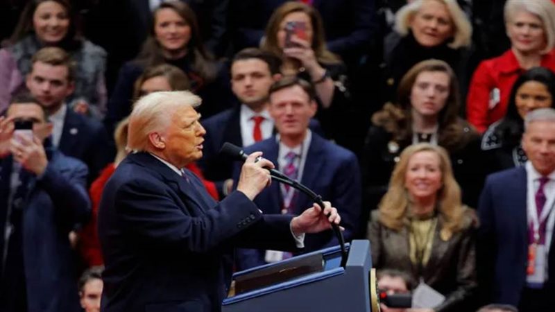 الرئيس الأمريكي دونالد