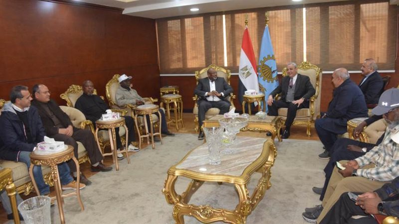 محافظ الغربية خلال