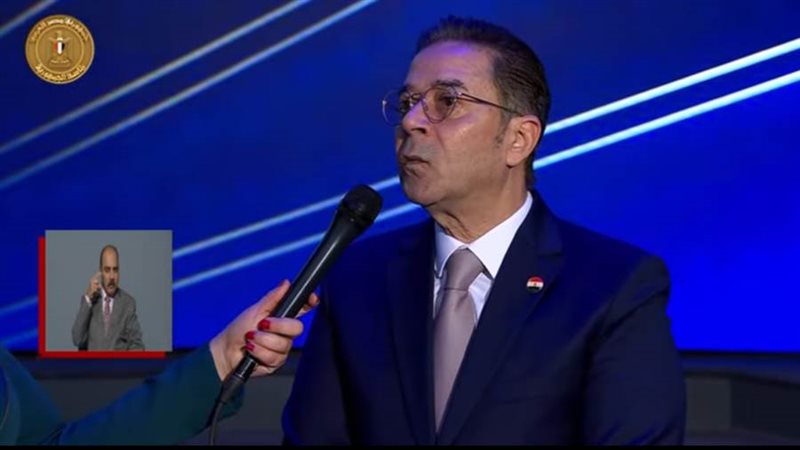 الفنان مدحت صالح